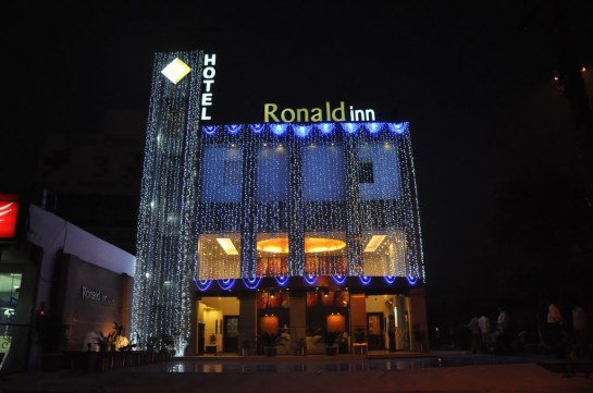 Hotel Ronal Inn